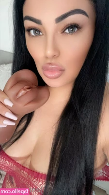 thickbaddie_jenna [ thickbaddie-jenna ] - Workout time.🏈🏈🏈🏈🏈