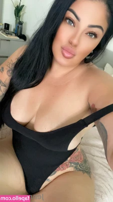 thickbaddie_jenna [ thickbaddie-jenna ] - Last night the home team won  playoffs here we come