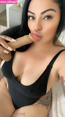 thickbaddie_jenna [ thickbaddie-jenna ] - Baby  ready for a cock rate