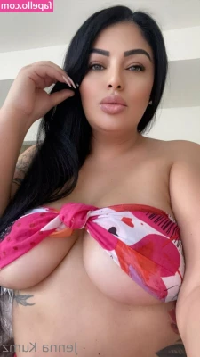 thickbaddie_jenna [ thickbaddie-jenna ] - Condividiamo il letto