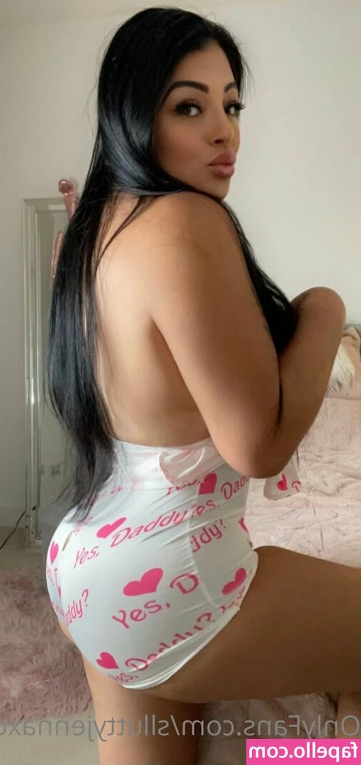 thickbaddie_jenna [ thickbaddie-jenna ] - Sleepover ?