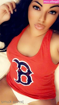 thickbaddie_jenna [ thickbaddie-jenna ] - I know you want to see inside my hole again.