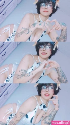 Limonemiel - Bare beauty and a hint of wild 🌷 What's your favorite part of this