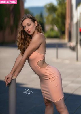 Larissa Schmiederer [ larissa-schmiederer ] - a beautiful part of this Christmas session