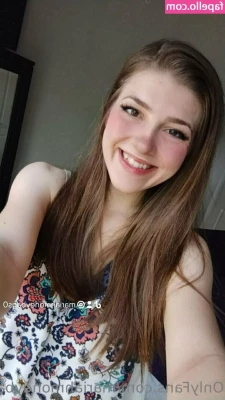 mariahmoneybags - It's my birthday!!! Come taste my cake!!