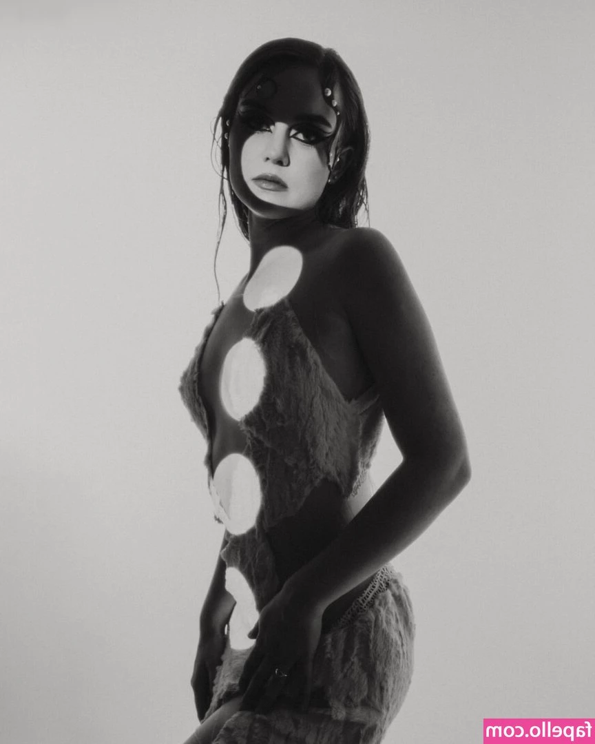 Sam Temple [ sam-temple ] - I want to wrap my legs around your neck    I want a FIRE  between us