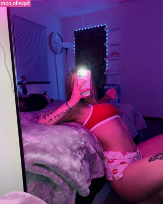 madhere4you - Lazy days include Pizza boxers!! 🍕 :p