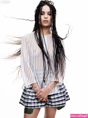 Zoë Kravitz [ zo-kravitz ] - Goodnight babes