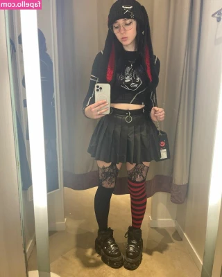 Jaydecandance - Take a bite of this dump truck 🤤 I know you've been thinking about