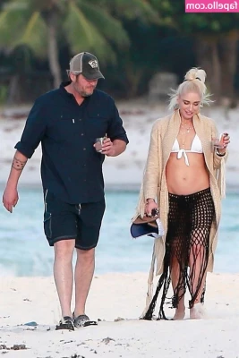 Gwen Stefani [ gwen-stefani-1 ] - Unloading my full balls!