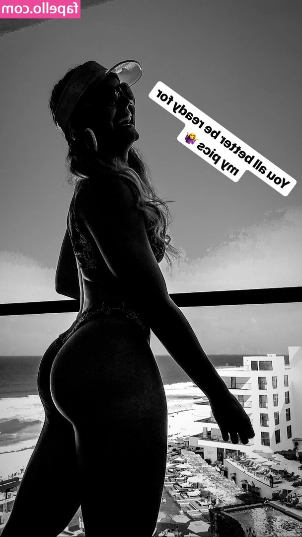 Tay Melo [ tay-melo-2 ] - What are good times to go live that u will interact with me