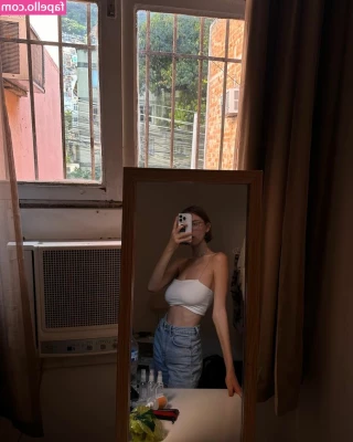 YouRina [ yourina-5 ] - This ass won’t quit 🍑 part 1