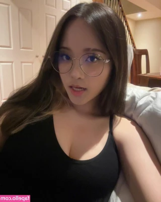 meiashes - Hello guys i want to buy i gopro camera for my videos because wirh