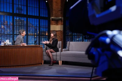 Alison Brie [ alison-brie ] - It makes me feel so hot when you touch me down there !