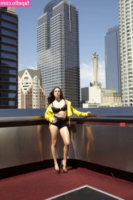 Alison Brie [ alison-brie ] - Would you spoil me and then let me treat you like the king