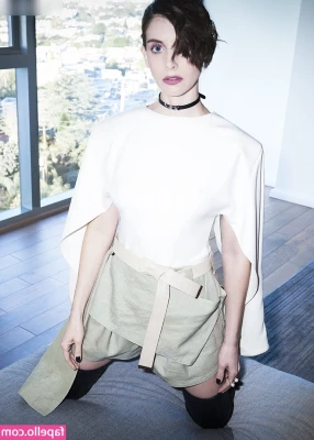 Alison Brie [ alison-brie ] - Hooray!!! Hydar, N8lee & Albie got it!! 🩶 Everyone wins!!!