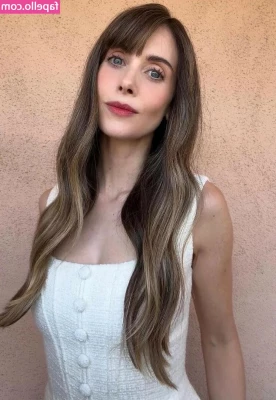 Alison Brie [ alison-brie ] - I wasn’t going to upload this video because of my double chin