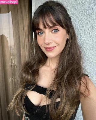 Alison Brie [ alison-brie ] - Check out this little hottie      https onlyfans com honey_girl29 rec