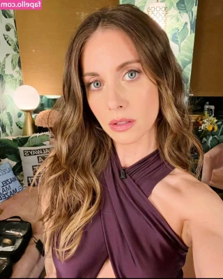 Alison Brie [ alison-brie ] - Here s the full video