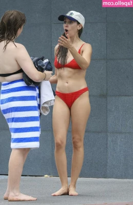 Alison Brie [ alison-brie ] - Gasping around that bbc xxx