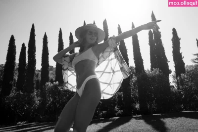 Alison Brie [ alison-brie ] - Playing with my freshly shaved little pussy & pierced tits 😻