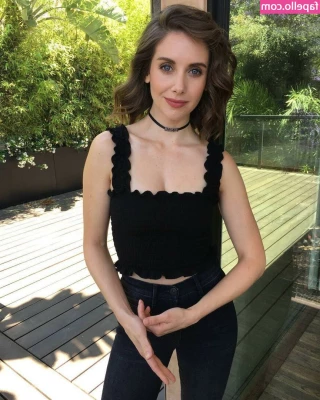 Alison Brie [ alison-brie ] - Can you help me out of this baby