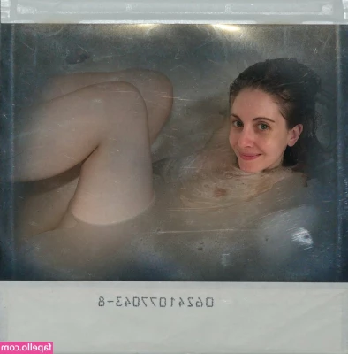 Alison Brie [ alison-brie ] - Pasen un delicioso fin de semana  que foto les gusta más part 1