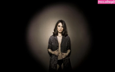 Alison Brie [ alison-brie ] - Imagine this is what you see before I smother your face with my pussy