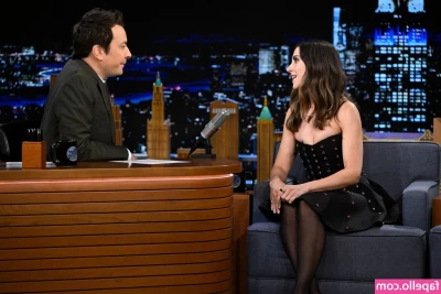 Alison Brie [ alison-brie ] - Curious now  what is everyone s kinks   Some of mine  -bratty 