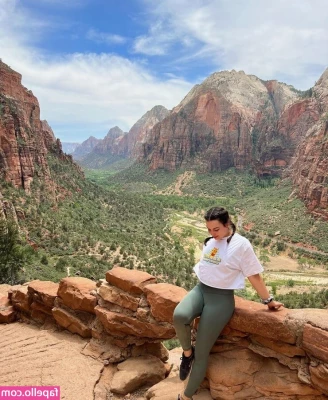 Isabella Gomez [ isabella-gomez ] - Immersion in the world of temptation   In this photo  I reveal my