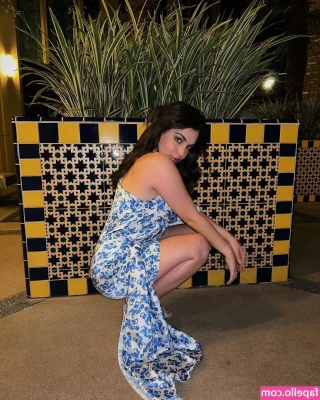 Isabella Gomez [ isabella-gomez ] - You know what? Nevermind. Apparently literal masturbation vids and