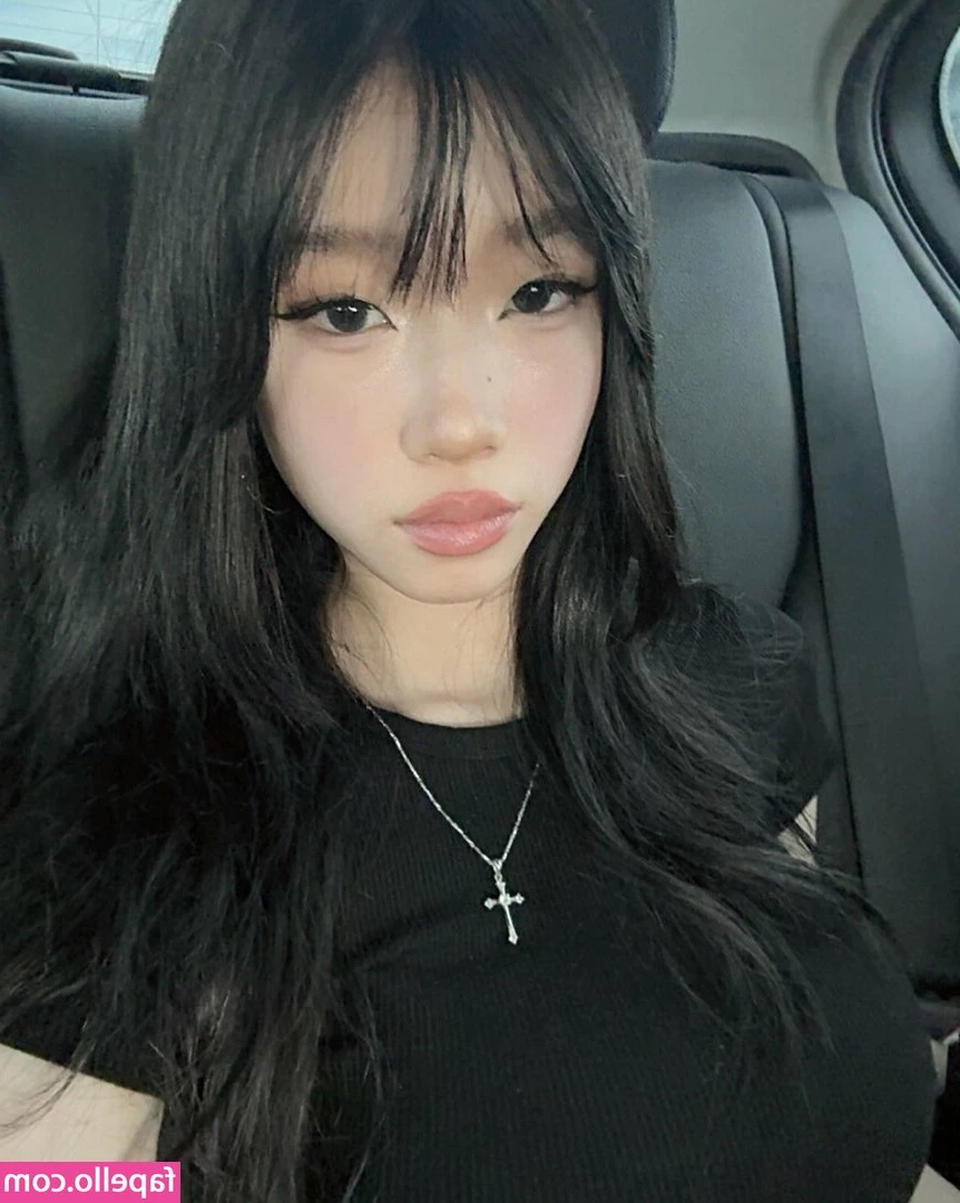 fatherlain - How many of my toes do you think would fit in your mouth? 👄