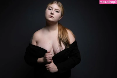Tiffany Kudrikow [ tiffany-kudrikow-1 ] - Had such a fun day with @victoria_may89 and @smileystone, can't wait