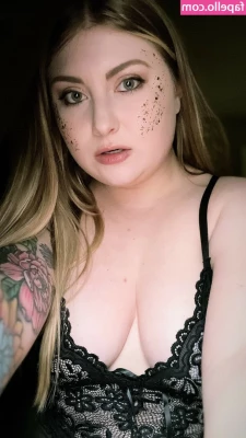 Tiffany Kudrikow [ tiffany-kudrikow-1 ] - WOOP ARSE WEDNESDAY     The things I could do to you