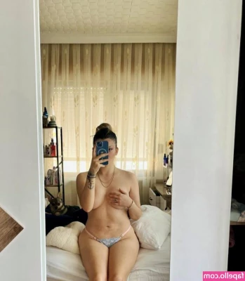Simge Barankoğlu [ simge-barankoglu ] - Necesitaba correr mela    https onlyfans com anderbandana