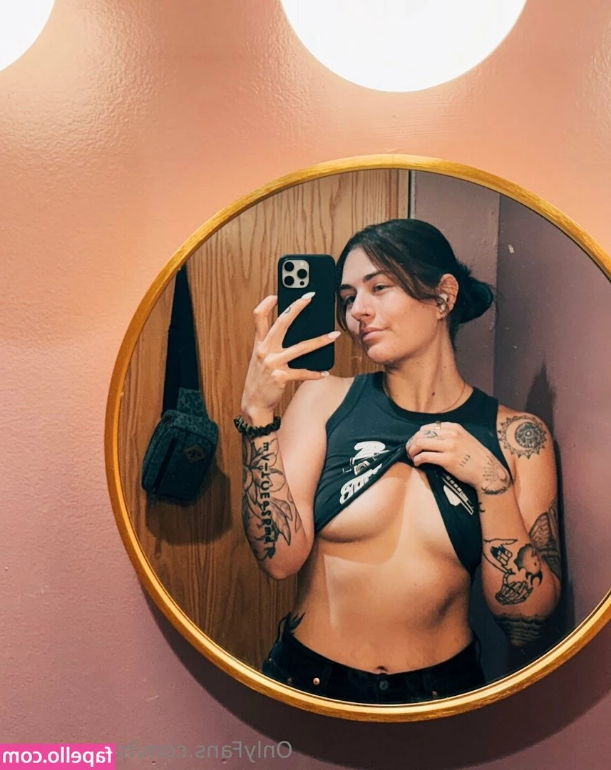 harlee.haze [ harlee-haze ] - A BTS video of the scene with Whitney Wright and Mick Blue I shot for