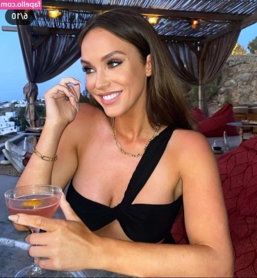 Vicky Pattison [ vicky-pattison ] - Thinking about you