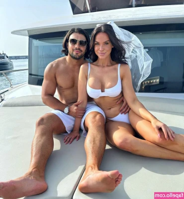 Vicky Pattison [ vicky-pattison ] - Stream started at 04/27/2022 05:34 pm