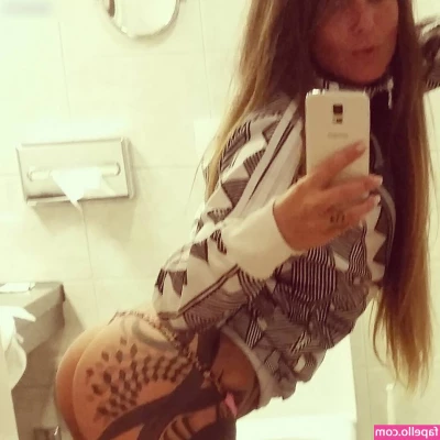 Schwesta Ewa [ schwesta-ewa ] - ᔕᗯᗴᗴT ᗰᗴᔕᔕY ᗪᖇᗴᗩᗰᔕ💋