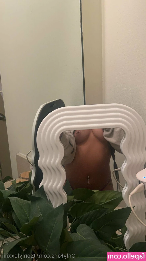 itsonlylexxiiii - For your pleasure only  amen