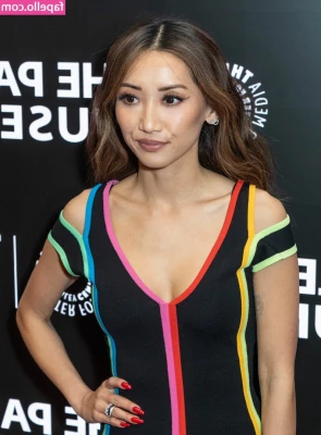 Brenda Song [ brenda-song ] - Slumber party