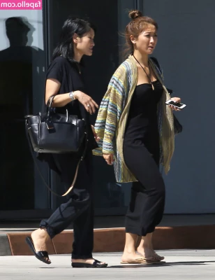 Brenda Song [ brenda-song ] - Intro into Wholesaling Class