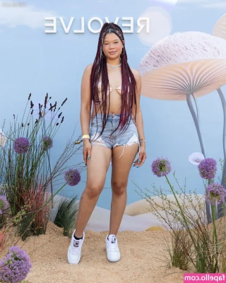 Storm Reid [ storm-reid ] - hi babes   I m your new favorite island girl   Make sure to follow