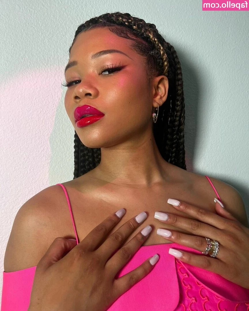 Storm Reid [ storm-reid ] - Ton cerveau est mon terrain de jeu préféré