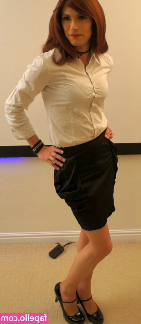 Crossdresser Lisa [ crossdresser-lisa ] - Quieres comerte estas