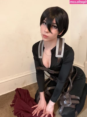 Gianna Hades [ gianna-hades ] - trying to convince myself that I like it 😆