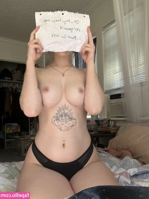 On_my_tippy_toes [ on-my-tippy-toes ] - Make sure to check out my first scene with MILF hottie Mandy Monroe