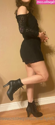 petitesweettreatx - you like it shaved??