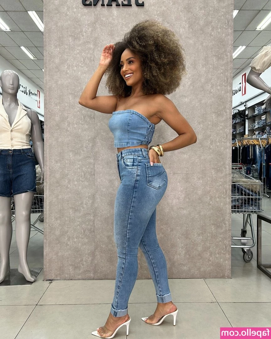 Samara Andrade [ samara-andrade ] - On or off