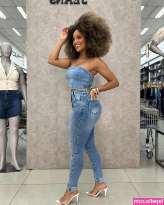 Samara Andrade [ samara-andrade ] - On or off